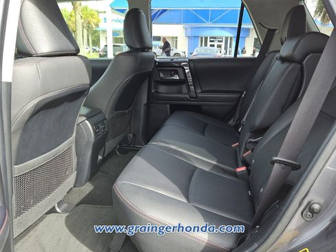 Used 2022 Toyota 4Runner TRD Off-Road Premium image 11