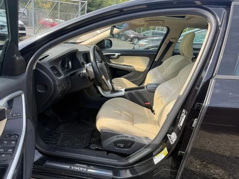 Used 2018 Volvo S60 T5 Dynamic w/ Vision Package AWD/4WD image 24