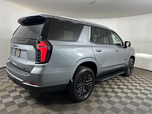 Used 2025 Chevrolet Tahoe LT w/ Comfort Package image 11