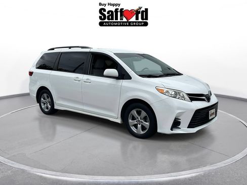 Used 2020 Toyota Sienna LE FWD image 6