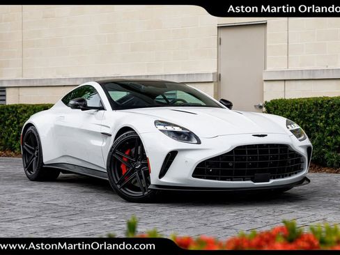 Used 2025 Aston Martin V8 Vantage Coupe image 62