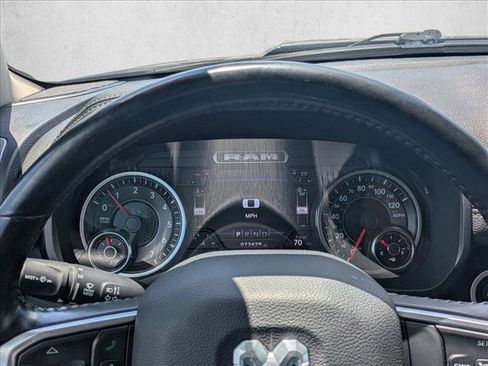 Used 2022 RAM 1500 Laramie AWD/4WD image 11