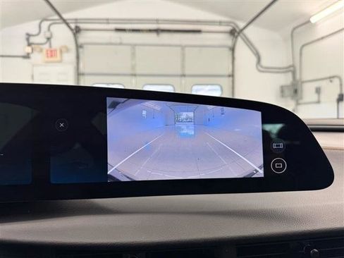 Used 2024 Lucid Air Touring AWD/4WD image 37