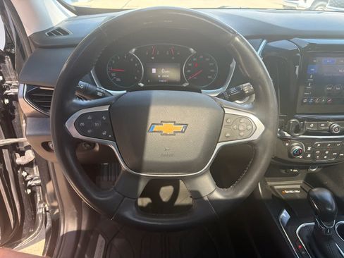 Used 2021 Chevrolet Traverse Premier AWD/4WD image 15