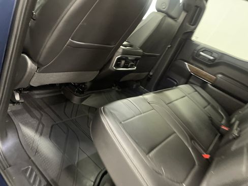Used 2022 Chevrolet Silverado 1500 High Country image 17