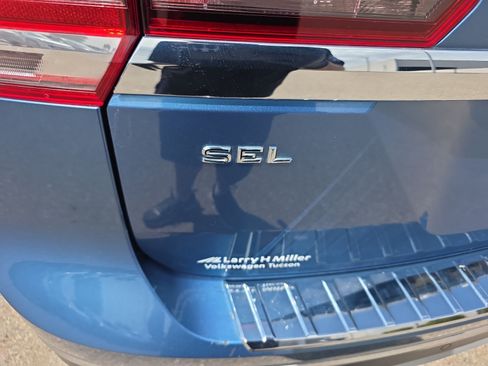 Used 2019 Volkswagen Atlas SEL Premium AWD/4WD image 24