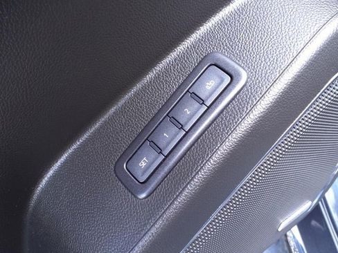 Used 2019 Chevrolet Tahoe Premier image 17