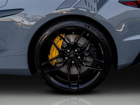 Used 2025 Chevrolet Corvette Z06 image 19