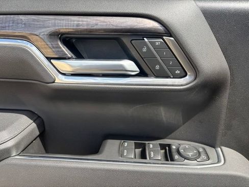Used 2026 Chevrolet Silverado 1500 LTZ AWD/4WD image 24