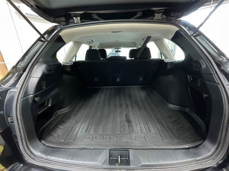 Used 2016 Subaru Outback 2.5i AWD/4WD image 23
