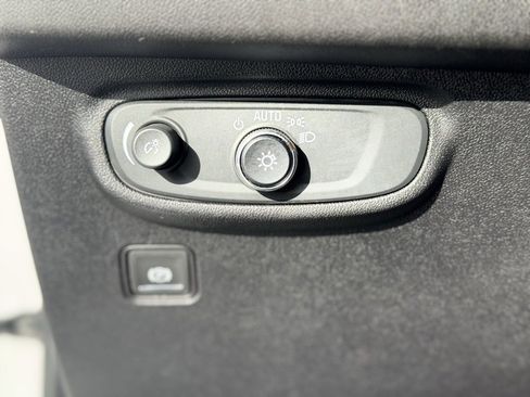 Used 2019 GMC Terrain SLE w/ Driver Convenience Package image 21