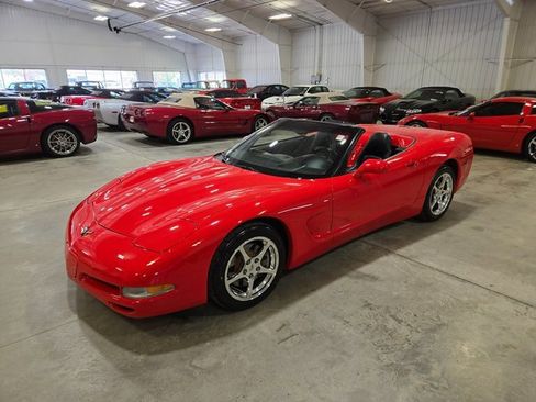 Used 2001 Chevrolet Corvette Convertible w/ Preferred Equipment Group2 image 1