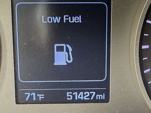 Used 2017 Hyundai Tucson SE image 16