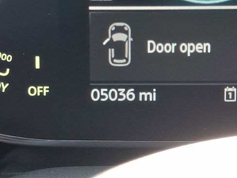 Certified 2024 MINI Cooper 2-Door Hardtop image 21