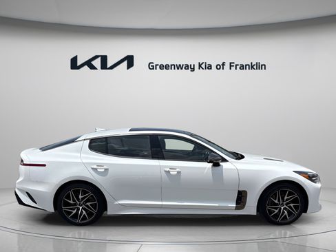 Used 2023 Kia Stinger GT-Line w/ Sun & Sound Package AWD/4WD image 8