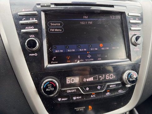 Used 2020 Nissan Murano SV image 13