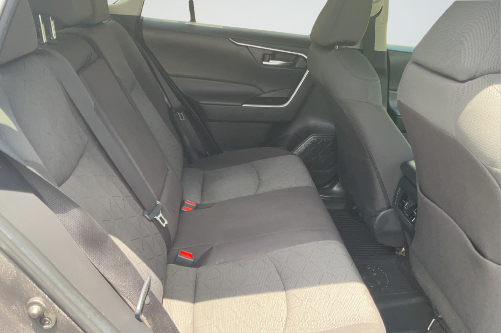 Used 2023 Toyota RAV4 XLE w/ Convenience Package FWD image 20