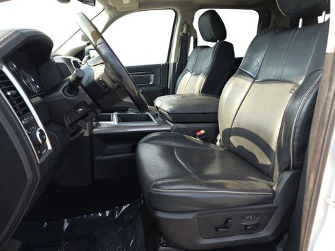 Used 2015 RAM 2500 Limited AWD/4WD image 12
