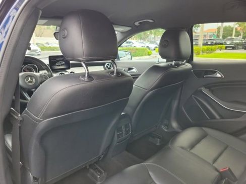 Used 2018 Mercedes-Benz GLA 250 image 9