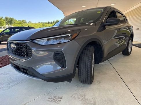 Used 2024 Ford Escape Active w/ Tech Pack #1 AWD/4WD image 7