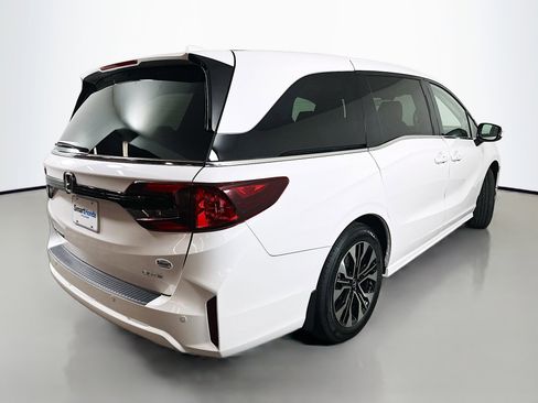 New 2026 Honda Odyssey Elite image 7