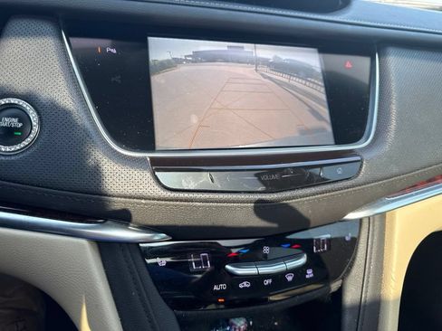 Used 2019 Cadillac XT5 Luxury FWD image 15