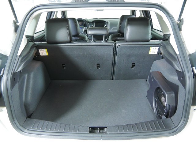 Used 2014 Ford Focus Titanium FWD image 17