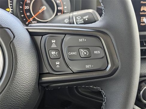 New 2025 Jeep Gladiator Sport image 25