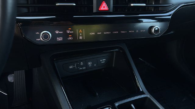 Used 2025 Kia K5 GT-Line FWD image 30