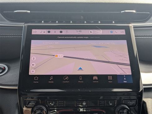 New 2025 Jeep Grand Cherokee Limited w/ Black Appearance Package image 34