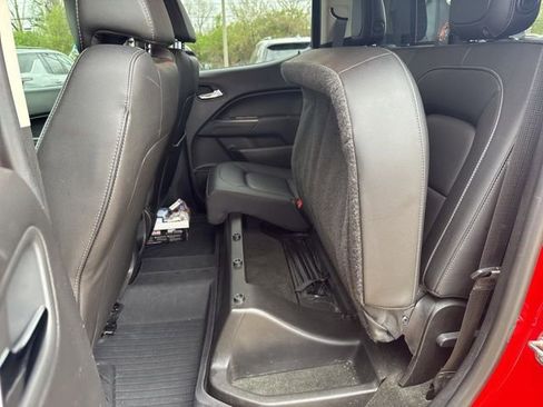 Used 2018 Chevrolet Colorado ZR2 w/ ZR2 Dusk Special Edition image 28