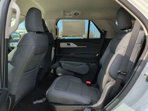 New 2026 Ford Explorer Active image 13