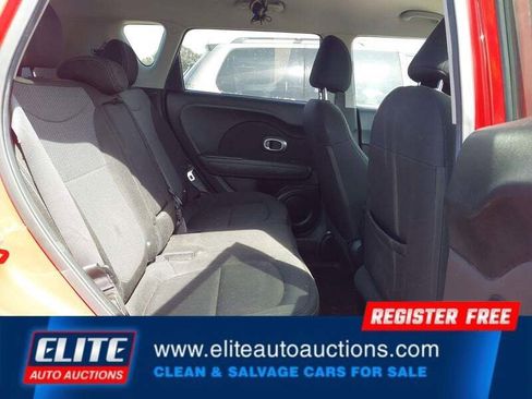 Used 2017 Kia Soul + image 16