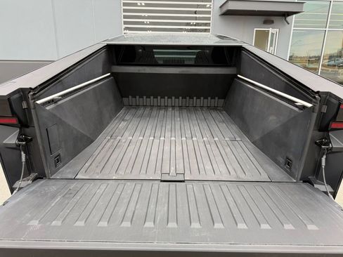 Used 2025 Tesla Cybertruck AWD Crew Cab image 13