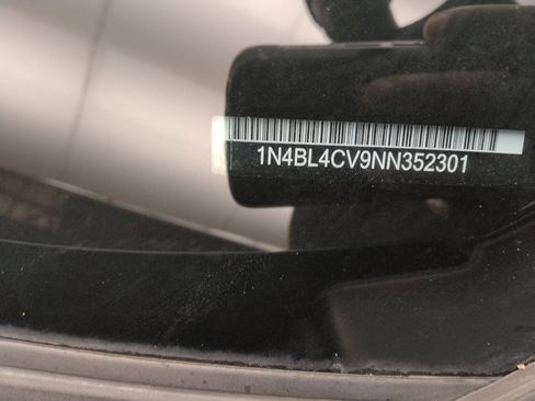 Used 2022 Nissan Altima 2.5 SR FWD image 33