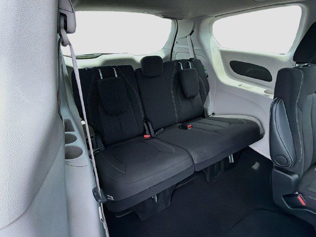 Used 2024 Chrysler Voyager LX FWD image 27