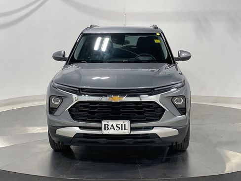 Used 2024 Chevrolet TrailBlazer LT w/ Driver Confidence Package AWD/4WD image 9