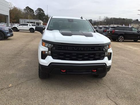 Used 2023 Chevrolet Silverado 1500 Custom Trail Boss image 11