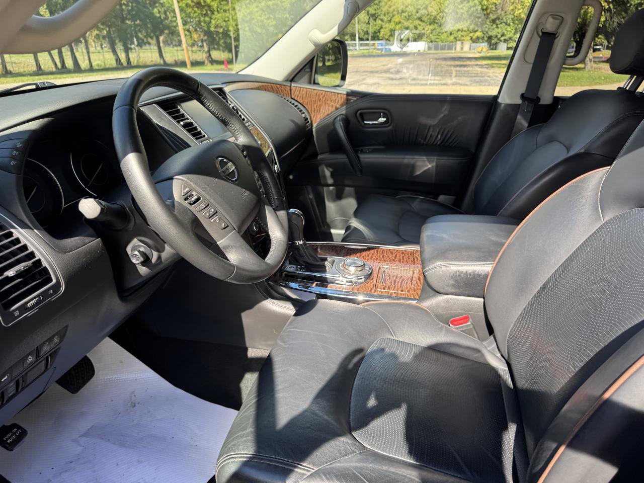 Used 2019 Nissan Armada Platinum AWD/4WD image 27