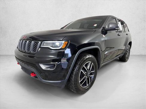 Used 2020 Jeep Grand Cherokee Trailhawk w/ Trailhawk Luxury Group AWD/4WD image 9