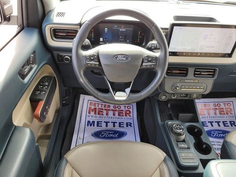 Used 2025 Ford Maverick Lariat image 7