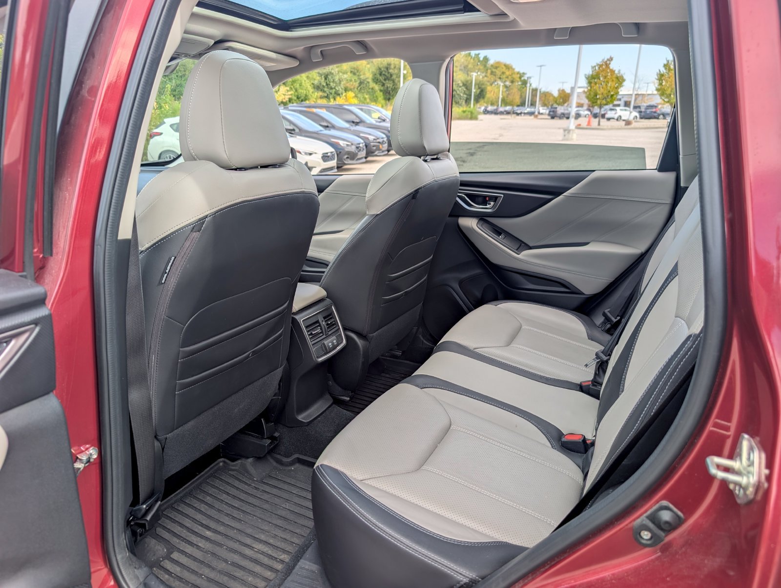 Used 2021 Subaru Forester Limited AWD/4WD image 26