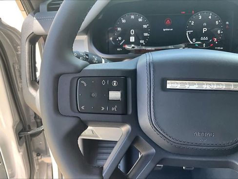 Used 2026 Land Rover Defender 110 X AWD/4WD image 21
