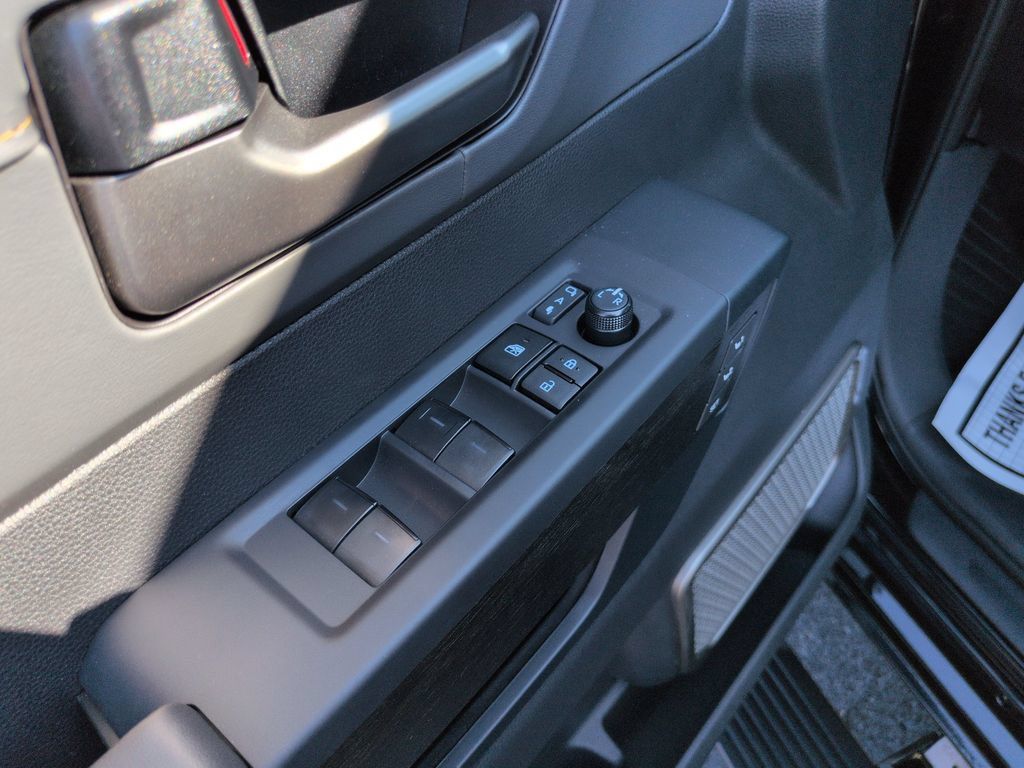 Used 2026 Toyota Tundra Capstone AWD/4WD image 11
