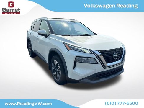 Used 2021 Nissan Rogue SV w/ Premium Package AWD/4WD image 8