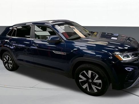 Used 2022 Volkswagen Atlas Cross Sport SE AWD/4WD image 1