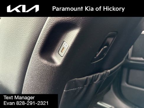 Used 2025 Kia Telluride EX image 21