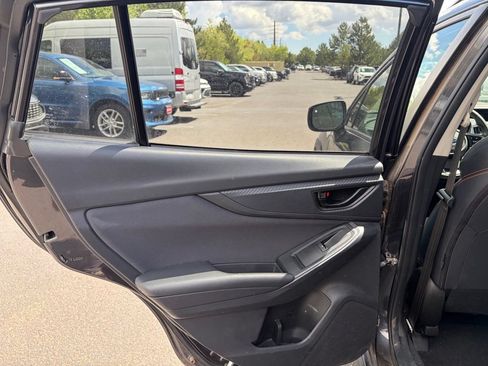 Used 2019 Subaru Crosstrek 2.0i Premium w/ Eyesight System AWD/4WD image 14