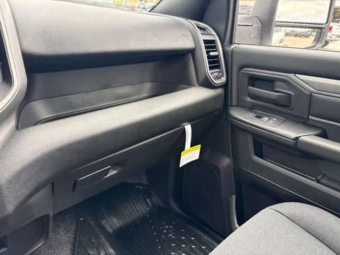 New 2026 RAM 3500 Tradesman w/ Chrome Appearance Group A AWD/4WD image 34