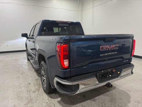 Used 2019 GMC Sierra 1500 SLE w/ Preferred Package image 9